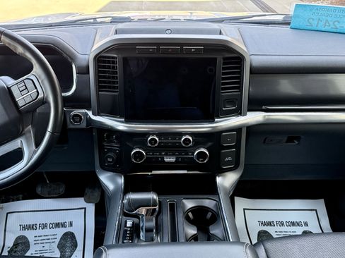 Used 2021 Ford F150 Lariat image 13