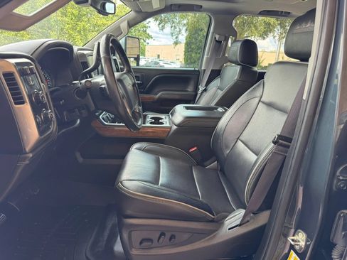 Used 2017 Chevrolet Silverado 2500 High Country w/ Duramax Plus Package AWD/4WD image 14