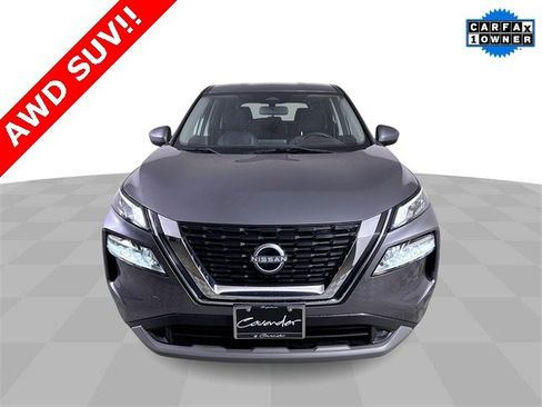 Used 2023 Nissan Rogue SV image 3