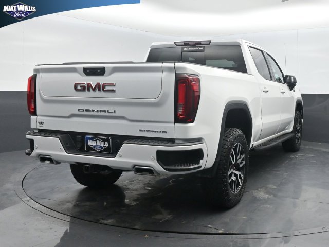 Used 2022 GMC Sierra 1500 AT4 w/ AT4 Premium Package AWD/4WD image 7