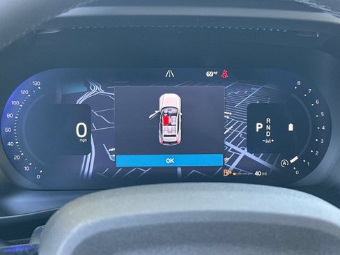 New 2026 Volvo XC40 B4 Plus w/ Climate Package FWD image 25