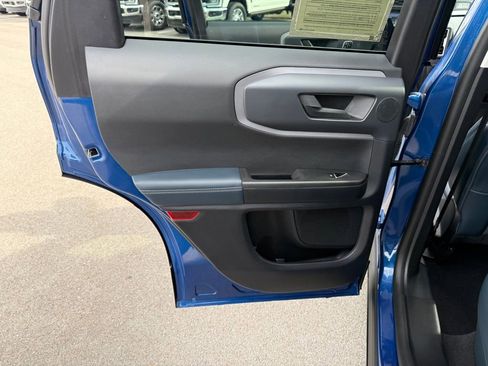 Used 2023 Ford Bronco Sport Outer Banks w/ Tech Package image 11