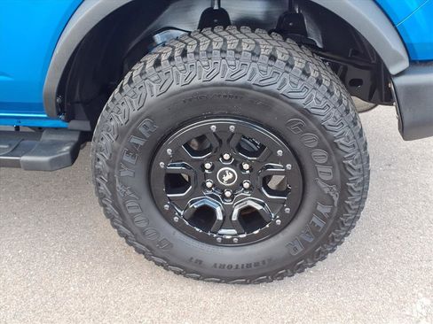 Used 2022 Ford Bronco Wildtrak image 27