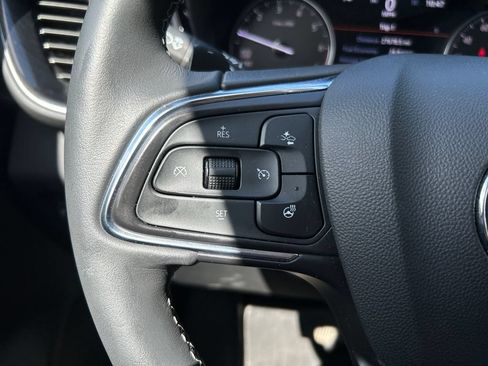 Used 2023 Buick Envision Essence FWD image 23