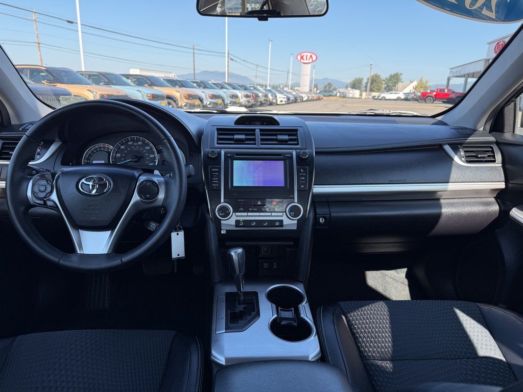 Used 2013 Toyota Camry SE FWD image 20