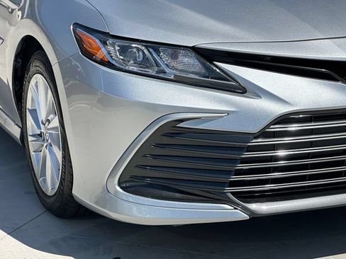 Used 2023 Toyota Camry LE FWD image 14