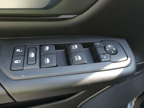 New 2026 RAM 1500 Express AWD/4WD image 17