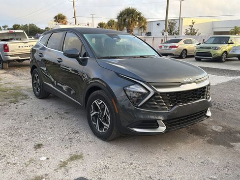 Certified 2023 Kia Sportage LX FWD image 1
