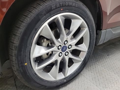 Used 2015 Ford Edge Titanium w/ Equipment Group 302A FWD image 31