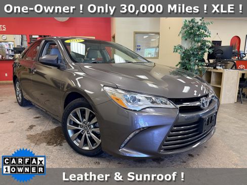 Used 2015 Toyota Camry XLE FWD image 1