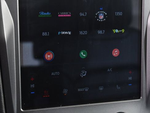 Used 2024 Ford Edge SEL w/ Convenience Package image 29