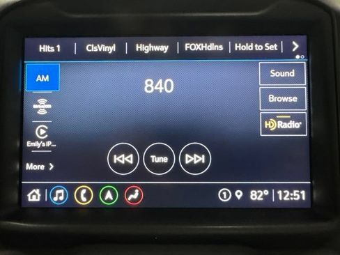 Used 2021 GMC Sierra 1500 AT4 w/ AT4 Premium Package AWD/4WD image 17