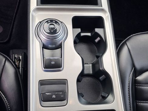 Used 2024 Ford Edge SEL image 24