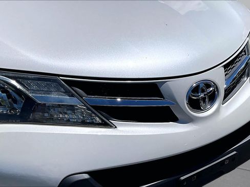 Used 2013 Toyota RAV4 Limited AWD/4WD image 30