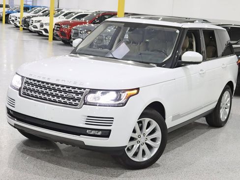 Used 2016 Land Rover Range Rover HSE image 5
