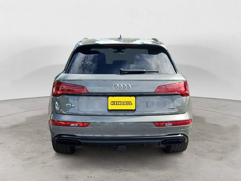 Used 2023 Audi Q5 2.0T Premium Plus w/ Premium Plus Package AWD/4WD image 4