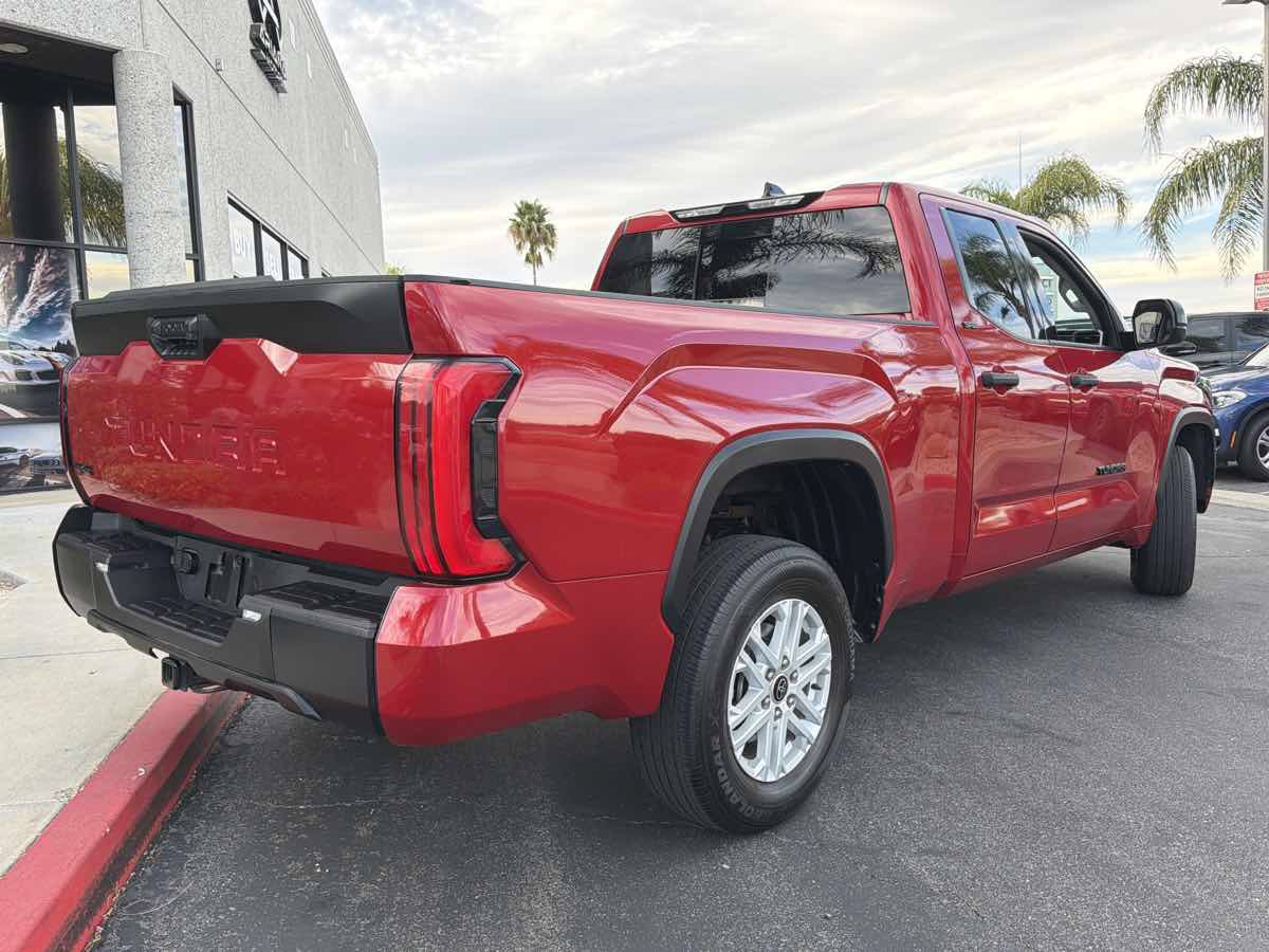 Used 2022 Toyota Tundra SR5 AWD/4WD image 17