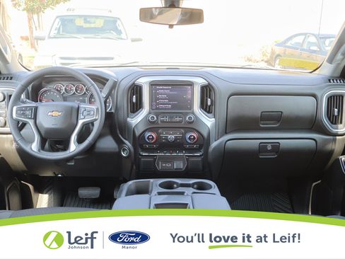 Used 2022 Chevrolet Silverado 1500 LT w/ Z71 Off-Road Package image 22
