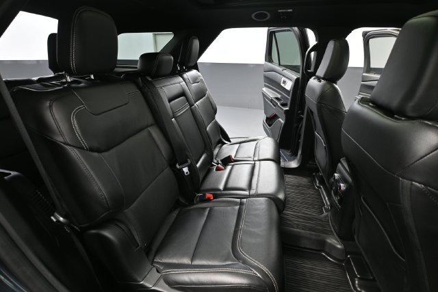 Used 2022 Ford Explorer ST w/ ST Street Pack AWD/4WD image 41