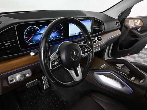 Certified 2023 Mercedes-Benz GLS 450 4MATIC image 6