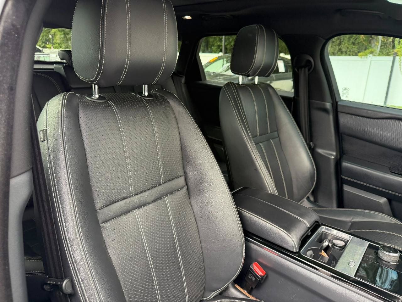 Used 2018 Land Rover Range Rover Velar R-Dynamic SE AWD/4WD image 47