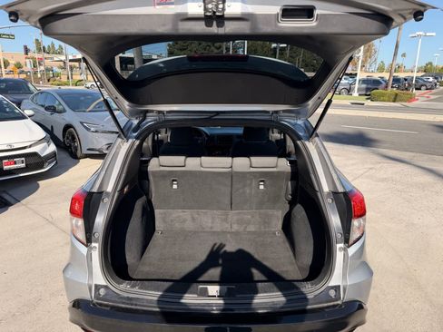 Used 2019 Honda HR-V Sport image 19