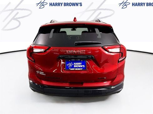 Used 2024 GMC Terrain SLT w/ Infotainment Package II image 31