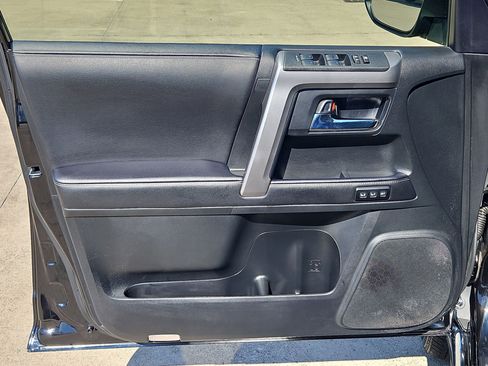 Used 2023 Toyota 4Runner Limited image 14