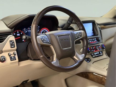 Used 2016 GMC Yukon Denali w/ Open Road Package AWD/4WD image 19