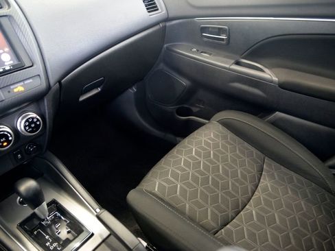 Used 2022 Mitsubishi Outlander Sport ES AWD/4WD image 27