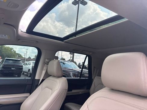 Used 2022 Ford Expedition Max Limited AWD/4WD image 14