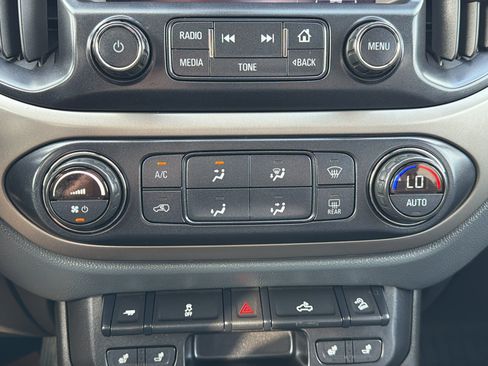 Used 2016 Chevrolet Colorado Z71 AWD/4WD image 21