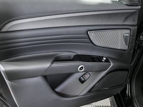 New 2025 Maserati Grecale Trofeo image 10