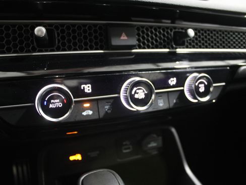 Used 2023 Honda Civic Sport image 16