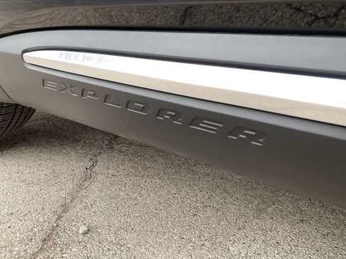 Used 2021 Ford Explorer Platinum w/ Equipment Group 601A image 50