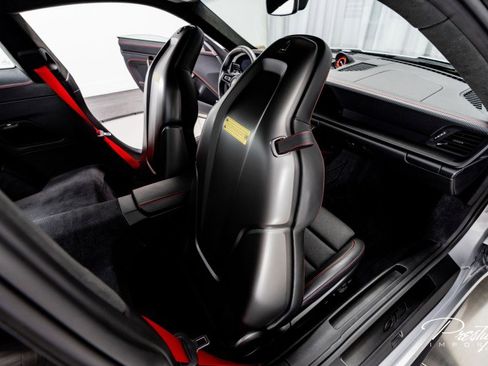 Used 2022 Porsche 911 GT3 image 41