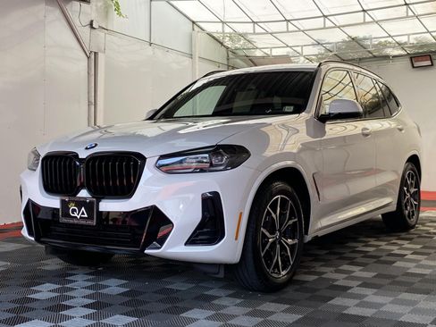 Used 2023 BMW X3 xDrive30i w/ M Sport Package AWD/4WD image 3