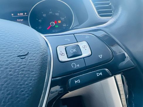 Used 2017 Volkswagen Passat 1.8T SE image 18