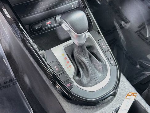 Used 2023 Kia Forte GT-Line w/ GT-Line Premium Package FWD image 18
