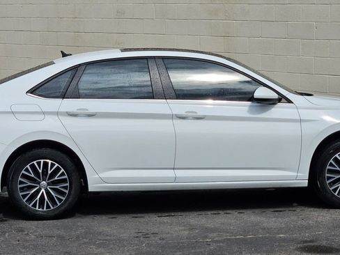 Used 2020 Volkswagen Jetta SE FWD image 6