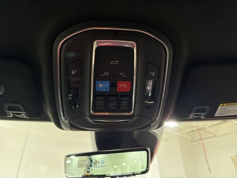 New 2026 Jeep Grand Cherokee Summit AWD/4WD image 8