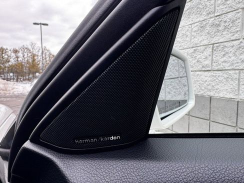 Used 2014 Mercedes-Benz E 550 4MATIC Sedan w/ Premium 1 Package image 33