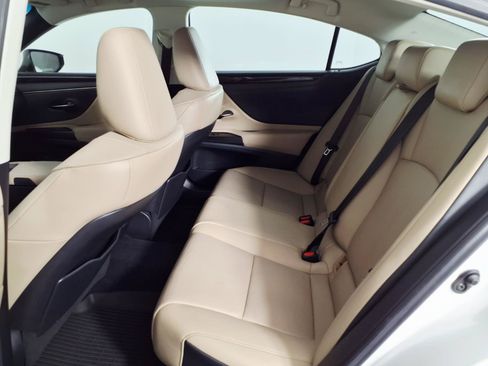 Used 2020 Lexus ES 350 w/ Premium Package FWD image 13