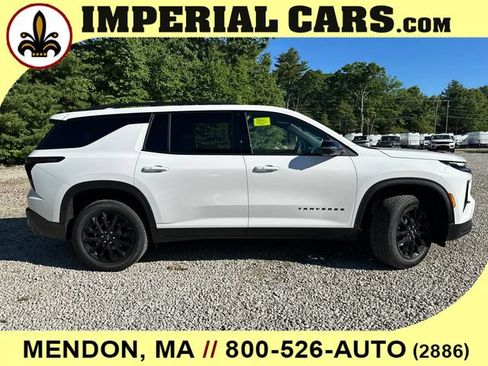 New 2026 Chevrolet Traverse LT w/ Midnight/Sport Edition FWD image 13
