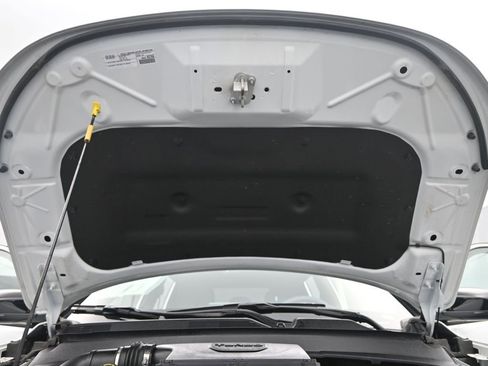 Used 2025 Jeep Compass Limited image 21