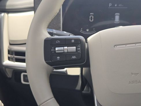 Used 2025 Hyundai Santa Fe SEL FWD image 20