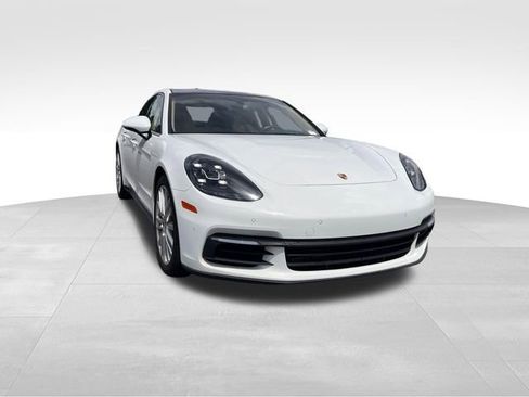 Used 2018 Porsche Panamera RWD image 7