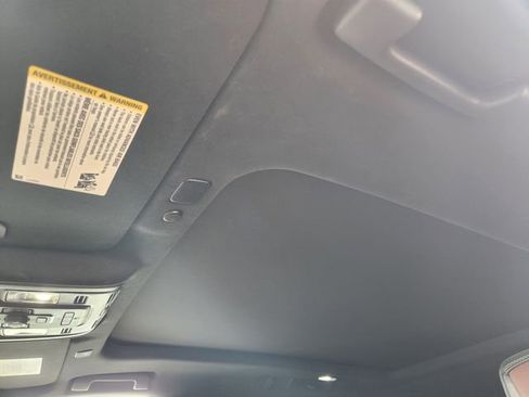 Used 2023 GMC Yukon XL Denali Ultimate image 24