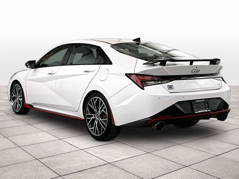 Used 2022 Hyundai Elantra N FWD image 10