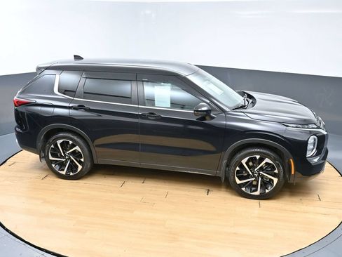 Used 2022 Mitsubishi Outlander SE FWD image 50
